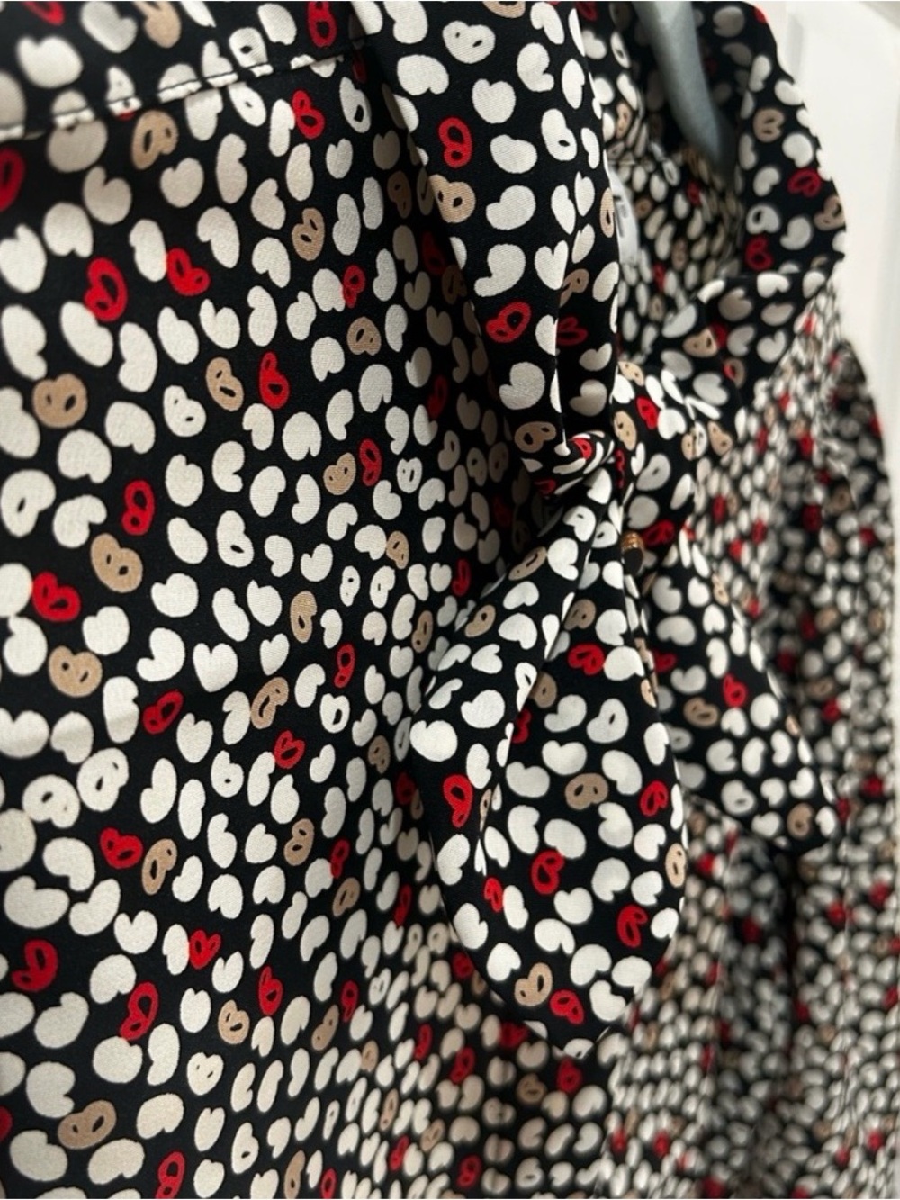 Vintage 80s Koret Abstract Pussybow Blouse Red Black Indie Sleaze Bow Button Up - Picture 8 of 10